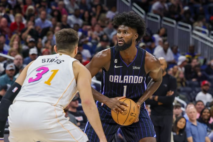 Isaac looks for a teamate in one of his 11 games last season.